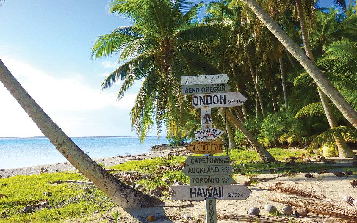 sailing-around-the-world-couples-guide-suwarrow-cook-islands